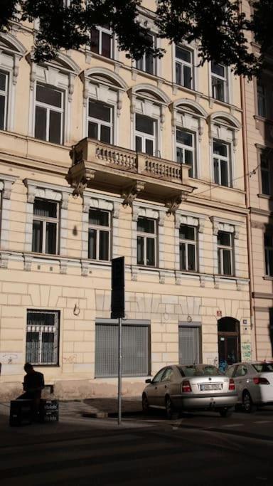 Modern In The Center Of Appartement